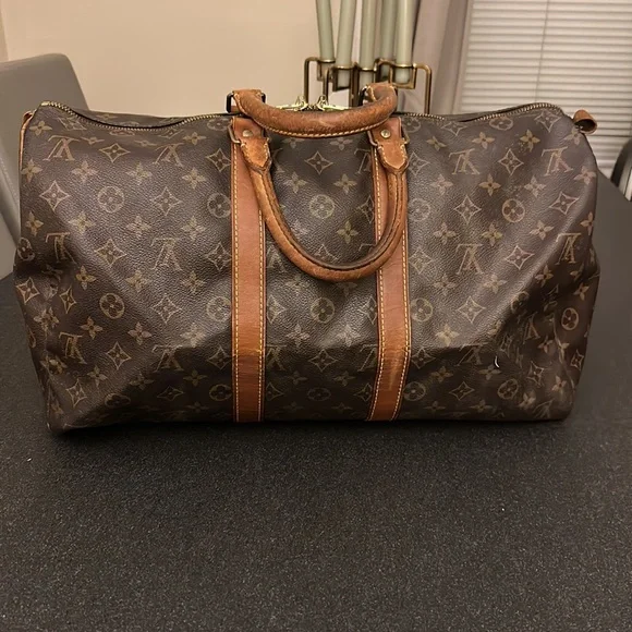 Authentic Louis Vuitton travel bag - Picture 14 of 16